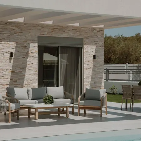 D&a, A Divine Luxury By Mindyourvilla *