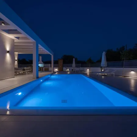 D&a, A Divine Luxury By Mindyourvilla *