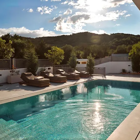 D&a, A Divine Luxury By Mindyourvilla Kalpaki (Zakynthos)