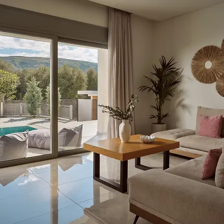 Вилла D&a, A Divine Luxury By Mindyourvilla *