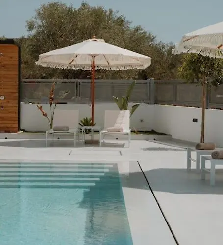 D&a, A Divine Luxury By Mindyourvilla