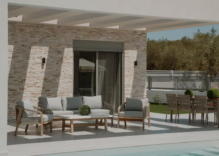 D&a, A Divine Luxury By Mindyourvilla *
