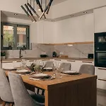 D&a, A Divine Luxury By Mindyourvilla Villa