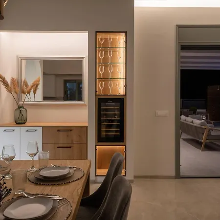 D&a, A Divine Luxury By Mindyourvilla * Καλπάκι